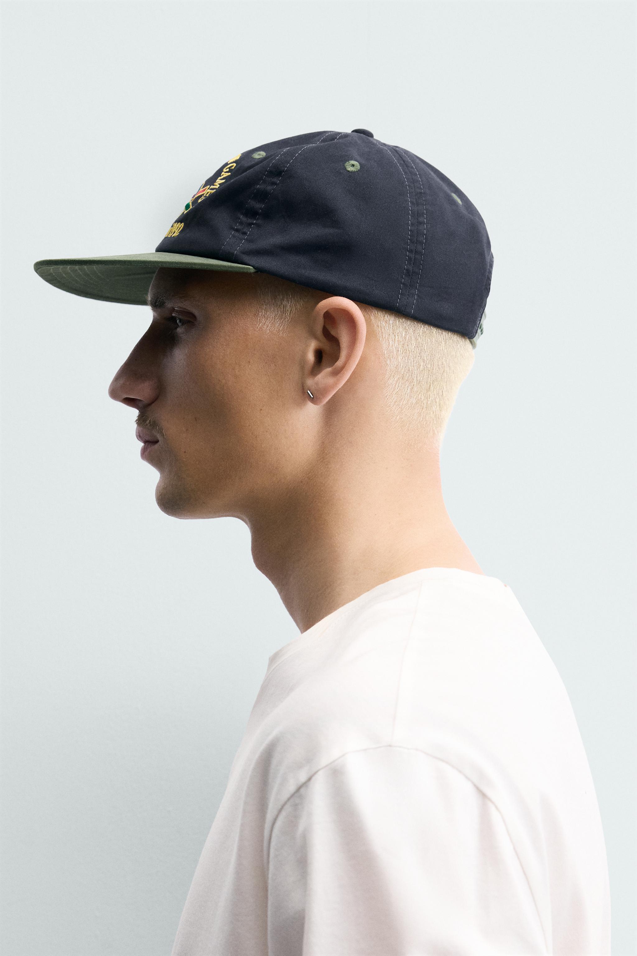 CASQUETTE À VISIÈRE PLATE BRODÉE